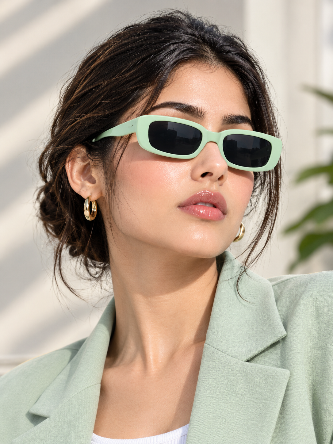 TREDVIBE Sleek Unisex Sunglasses – UV Protected Eyewear for Men & Women