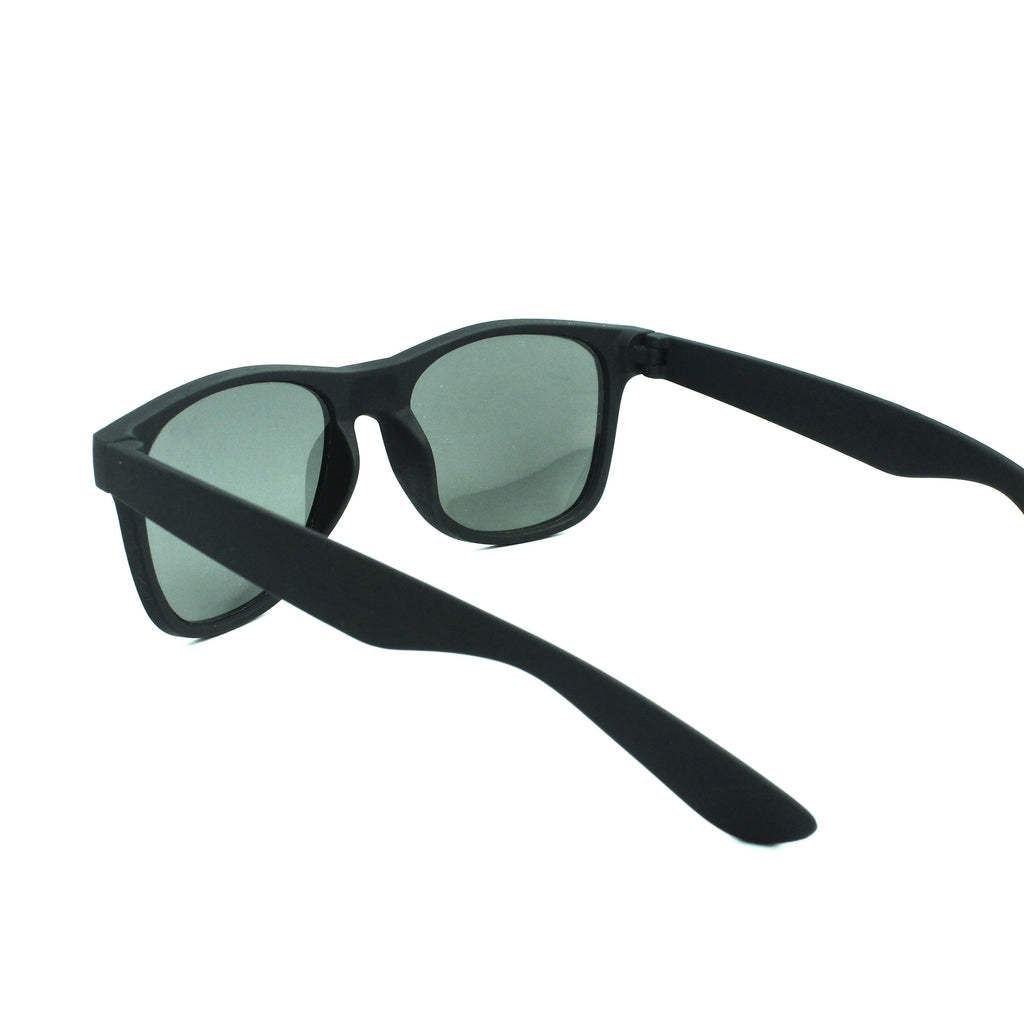 TREDVIBE Retro Unisex Sunglasses – UV Protected Eyewear for Men & Women