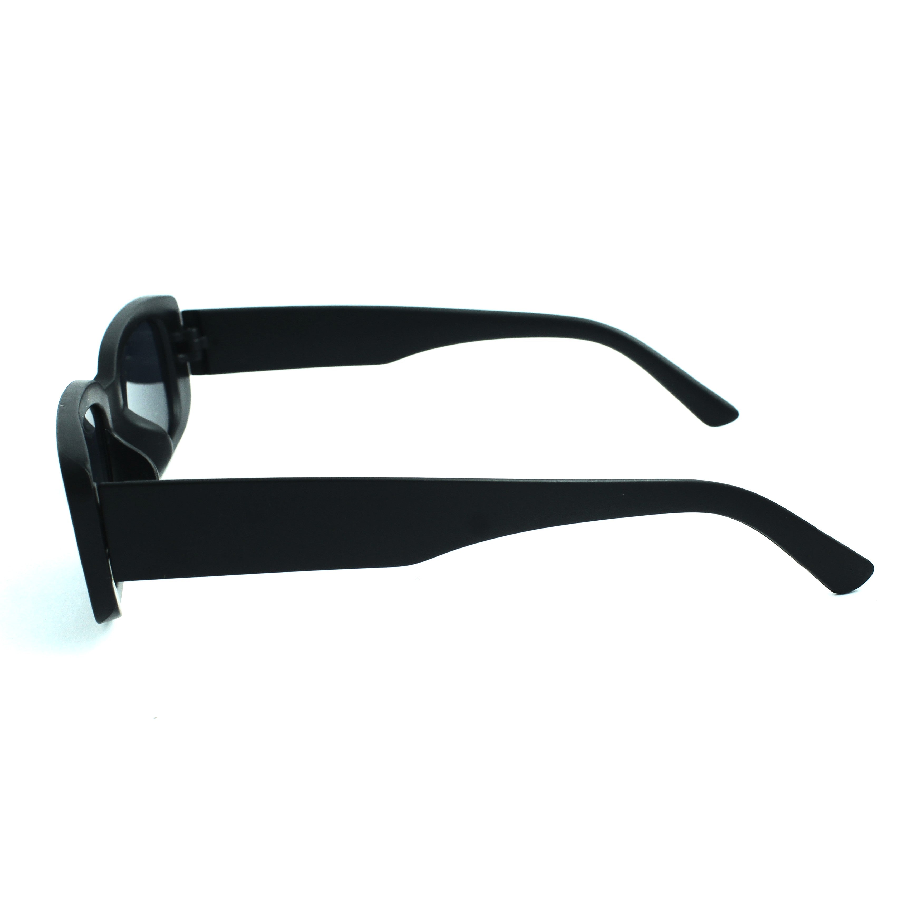 TREDVIBE Sleek Unisex Sunglasses – UV Protected Eyewear for Men & Women