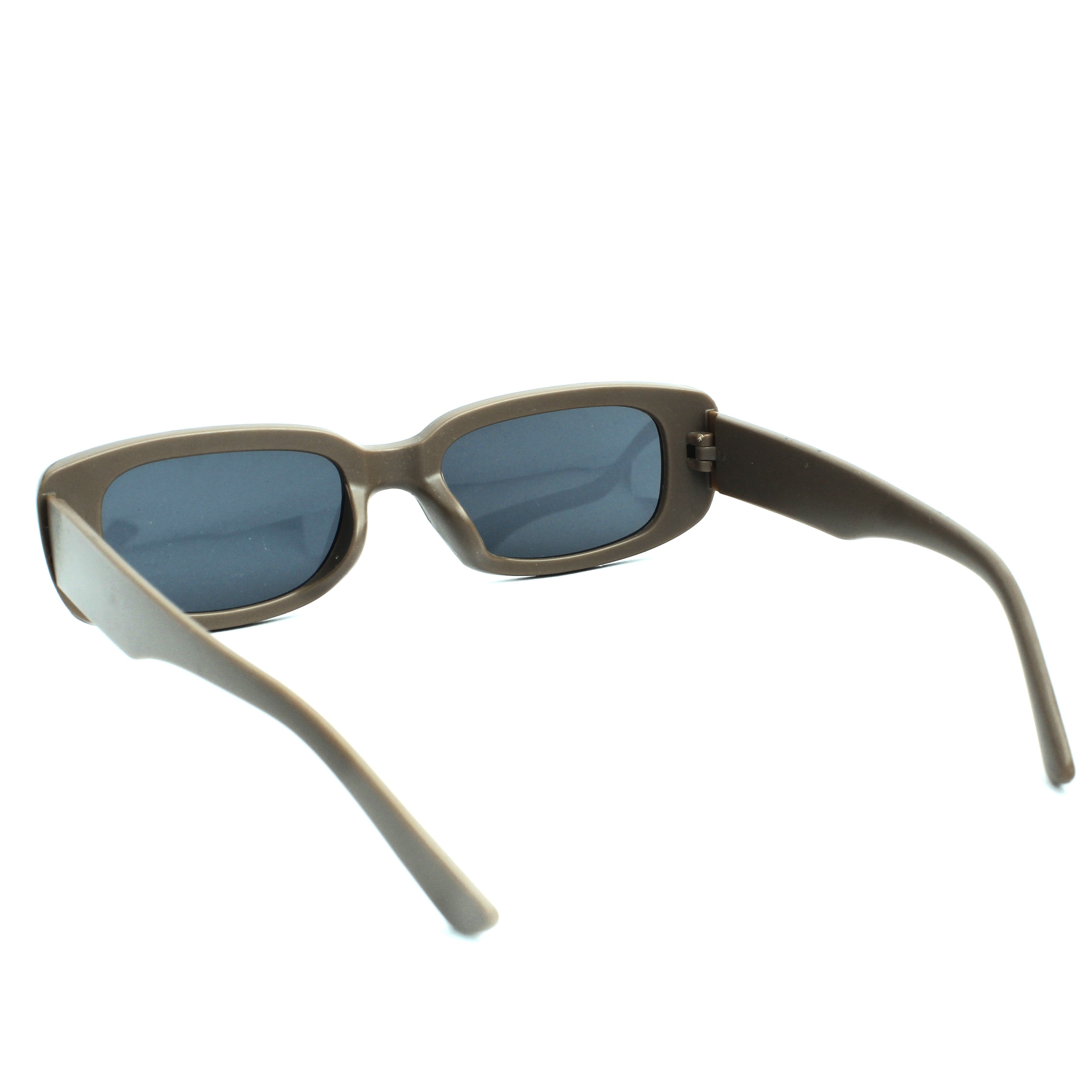 TREDVIBE Sleek Unisex Sunglasses – UV Protected Eyewear for Men & Women