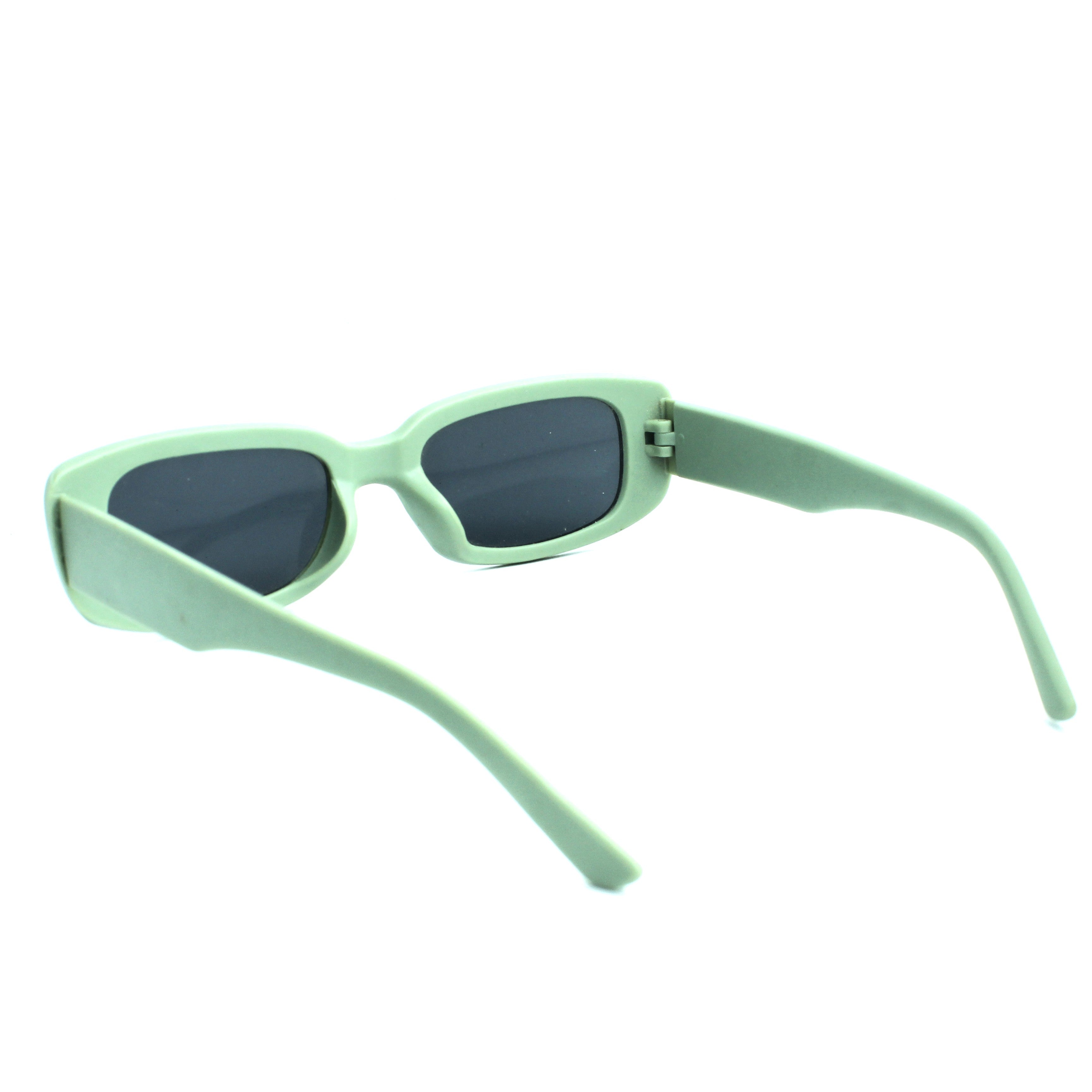 TREDVIBE Sleek Unisex Sunglasses – UV Protected Eyewear for Men & Women