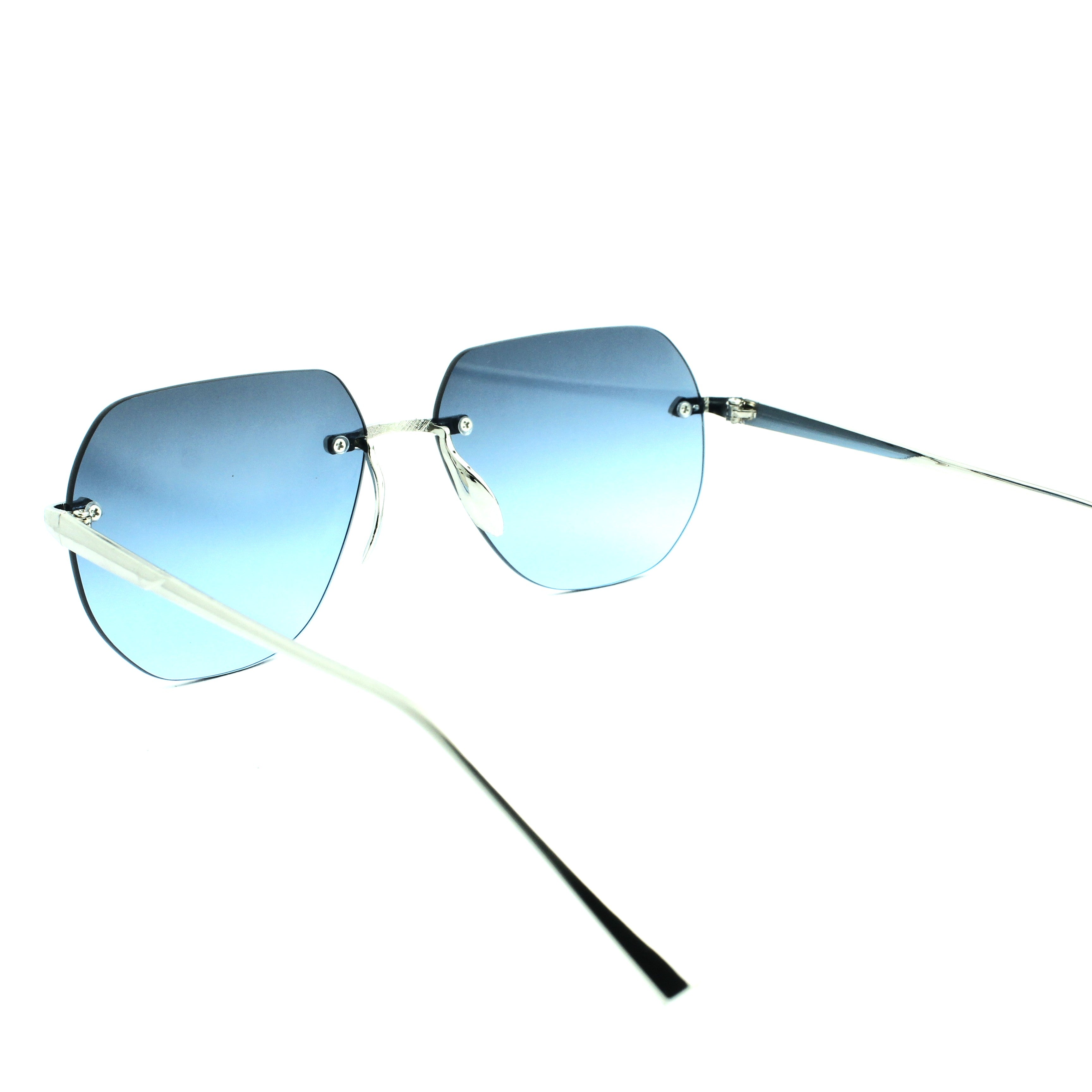 TREDVIBE Sporty Unisex Sunglasses – UV Protected Eyewear for Men & Women
